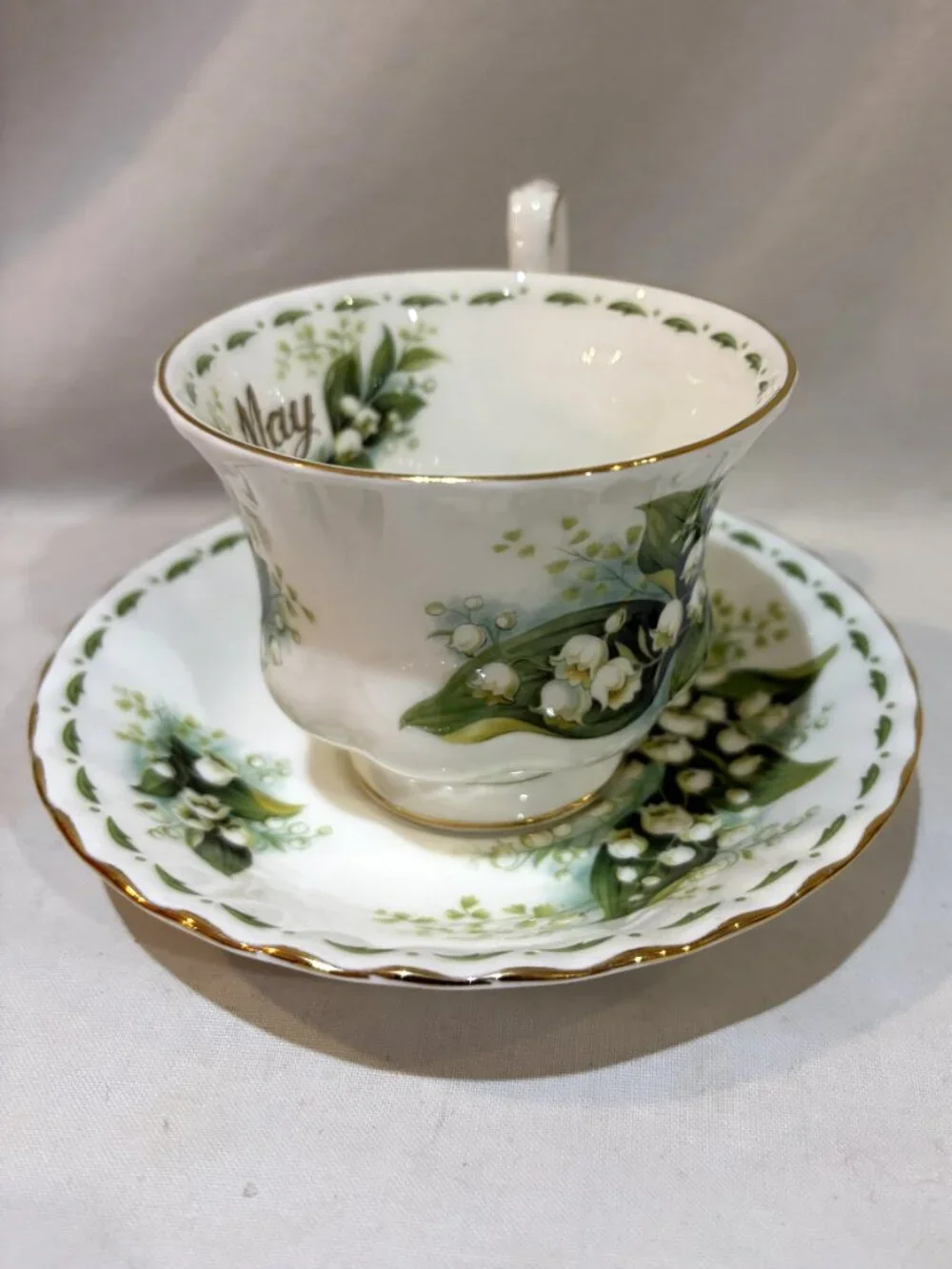 Royal Albert England Flower of the Month May Lily of the Valley Cup Saucer Set